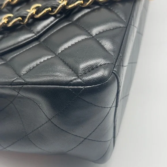 SOLD
Chanel Classic Maxi Double Flap Shoulder Bag (2012) - Picture 13 of 15